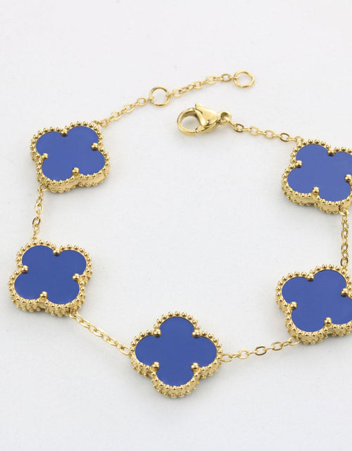 Load image into Gallery viewer, New Luxury Clover Bracelets
